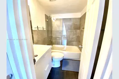 1500 Bay Rd #862S, Miami Beach, FL 33139 - Photo 17