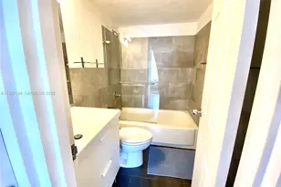 1500 Bay Rd, Miami Beach, FL 33139 - Photo 17