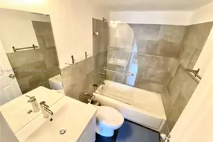 1500 Bay Rd, Miami Beach, FL 33139 - Photo 9