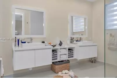 6309 NW 104 Th Path, Doral, FL 33178 - Photo 17