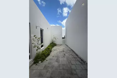 6309 NW 104 Th Path, Doral, FL 33178 - Photo 21