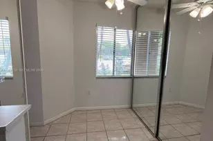 950 SW 138th Ave, Pembroke Pines, FL 33027 - Photo 13