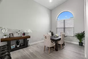 1034 NW 184th Way, Pembroke Pines, FL 33029 - Photo 15