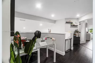 1034 NW 184th Way, Pembroke Pines, FL 33029 - Photo 31