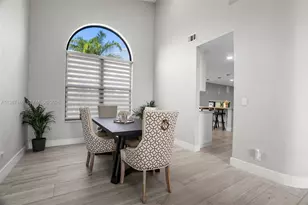 1034 NW 184th Way, Pembroke Pines, FL 33029 - Photo 17