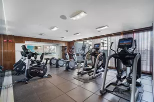 325 S Biscayne Blvd, Miami, FL 33131 - Photo 25