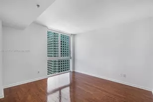 325 S Biscayne Blvd, Miami, FL 33131 - Photo 13