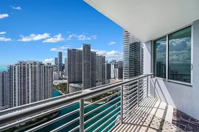 325 S Biscayne Blvd #4115, Miami, FL 33131 - Photo 3