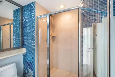 325 S Biscayne Blvd #4115, Miami, FL 33131 - Photo 11