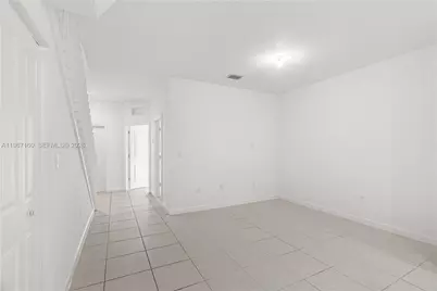 12121 NW 23rd Ct, Miami, FL 33167 - Photo 9