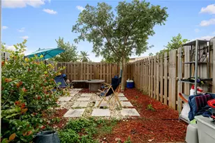 12121 NW 23rd Ct, Miami, FL 33167 - Photo 25