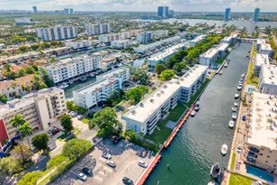 3849 NE 169th St, North Miami Beach, FL 33160 - Photo 43