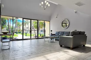 230 Lakeview Dr, Weston, FL 33326 - Photo 3