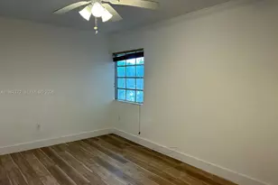 1605 Lenox Ave., Miami Beach, FL 33139 - Photo 13