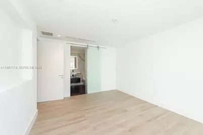 1325 Bay Dr, Miami Beach, FL 33141 - Photo 29
