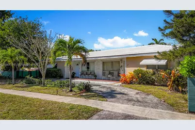 450 S Highland Ct #1, Hollywood, FL 33021 - Photo 1