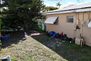 450 S Highland Ct, Hollywood, FL 33021 - Photo 37
