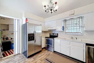 450 S Highland Ct, Hollywood, FL 33021 - Photo 19