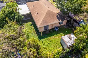 1371 NW 59th St, Miami, FL 33142 - Photo 33