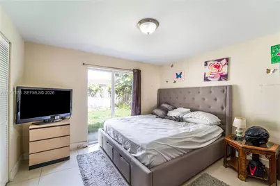 1371 NW 59th St, Miami, FL 33142 - Photo 17