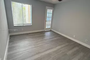 3330 Pinewalk Dr N, Margate, FL 33063 - Photo 5