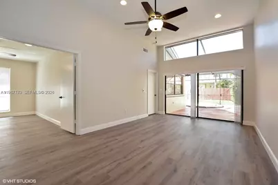 6720 Canary Palm Cir, Boca Raton, FL 33433 - Photo 9