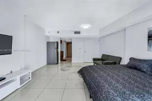 1750 N Bayshore Dr, Miami, FL 33132 - Photo 11