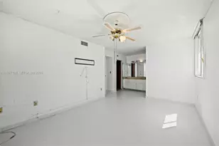 8100 Byron Ave, Miami Beach, FL 33141 - Photo 13