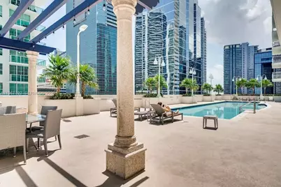 1200 Brickell Bay Dr #3923, Miami, FL 33131 - Photo 19