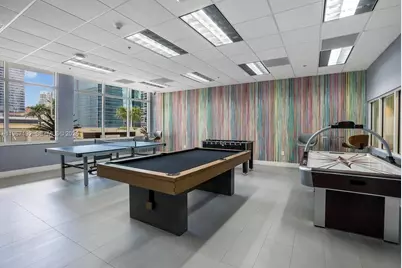1200 Brickell Bay Dr #3923, Miami, FL 33131 - Photo 23