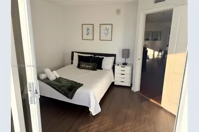 1200 Brickell Bay Dr #3923, Miami, FL 33131 - Photo 11