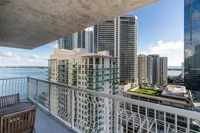 1200 Brickell Bay Dr #3923, Miami, FL 33131 - Photo 1