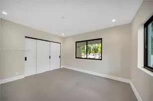 910 W 47th Ct, Miami Beach, FL 33140 - Photo 21