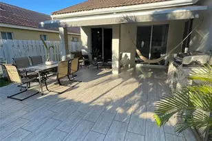 755 Sand Creek Cir, Weston, FL 33327 - Photo 19