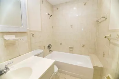 1654 NE 151st St #1654, Miami, FL 33162 - Photo 17