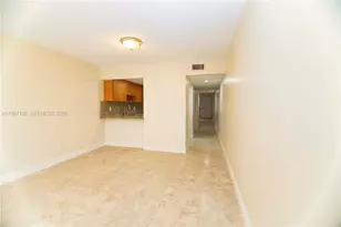 1654 NE 151st St, Miami, FL 33162 - Photo 9