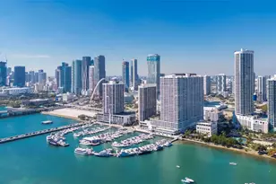 1750 N Bayshore Dr, Miami, FL 33132 - Photo 27