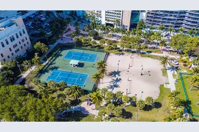 1750 N Bayshore Dr #4507, Miami, FL 33132 - Photo 25