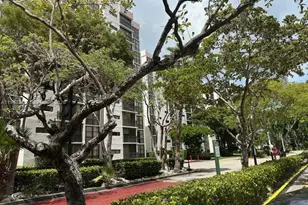 17021 N Bay Rd, Sunny Isles Beach, FL 33160 - Photo 3