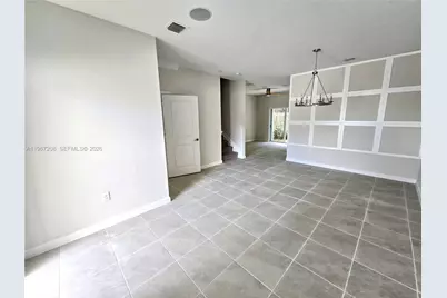 1332 SE 26th Ter, Homestead, FL 33035 - Photo 5