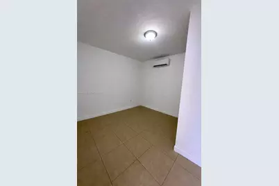 1770 NW 19th Ter #G, Miami, FL 33125 - Photo 11