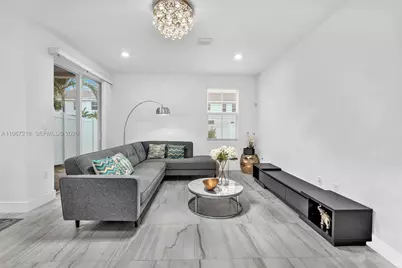 142 SW 170th Ave, Pembroke Pines, FL 33027 - Photo 5