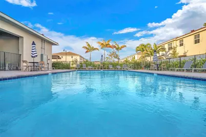 142 SW 170th Ave, Pembroke Pines, FL 33027 - Photo 27