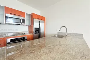 185 SW 7th St, Miami, FL 33130 - Photo 3