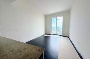 185 SW 7th St, Miami, FL 33130 - Photo 5