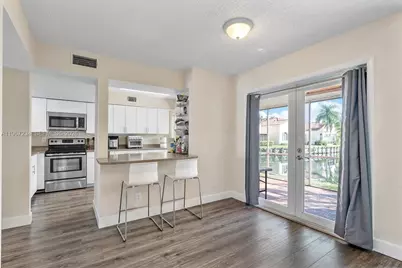 1054 SE 6th Ave, Dania Beach, FL 33004 - Photo 5