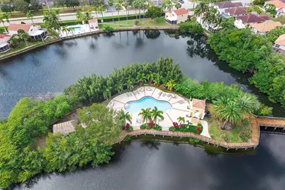 1054 SE 6th Ave, Dania Beach, FL 33004 - Photo 31