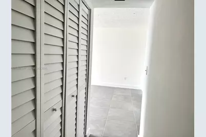 7980 N French Dr #3-404, Pembroke Pines, FL 33024 - Photo 11