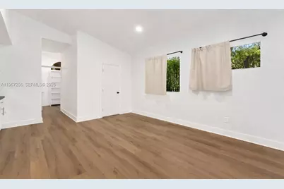 7031 SW 63rd Ct, South Miami, FL 33143 - Photo 11