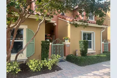 824 SW 143rd Ter #203, Pembroke Pines, FL 33027 - Photo 1